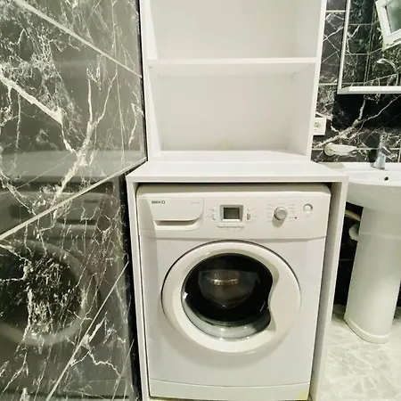 Sisli Pangalti Da 2+1 Jakuzili Luex 公寓 伊斯坦布尔