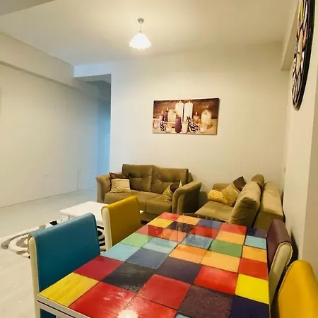 Sisli Pangalti Da 2+1 Jakuzili Luex